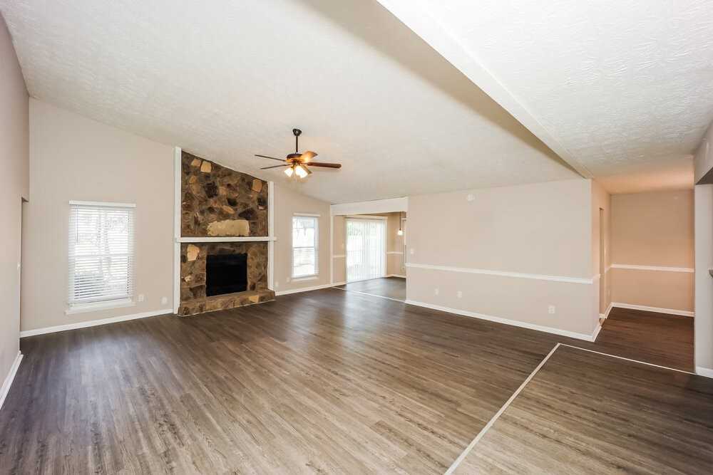 8449 Willows Ter - Photo 4 of 16