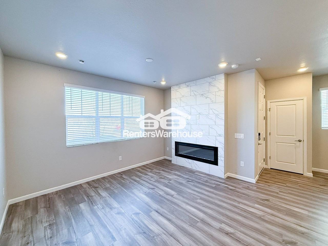 176 Ambrose St - Photo 3 of 27