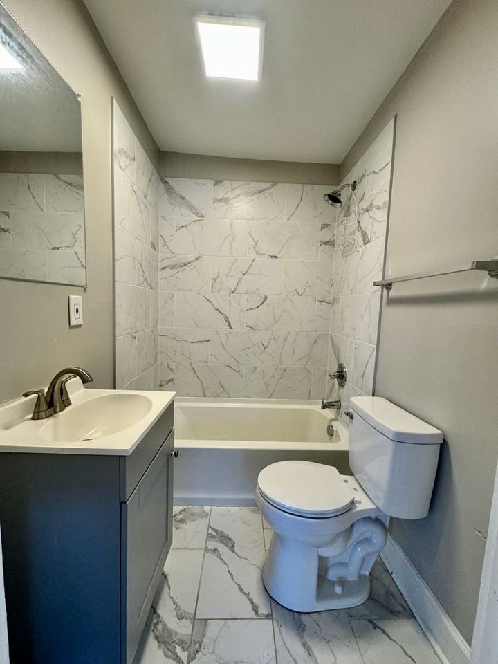 103 Swigert Ave - Photo 4 of 12