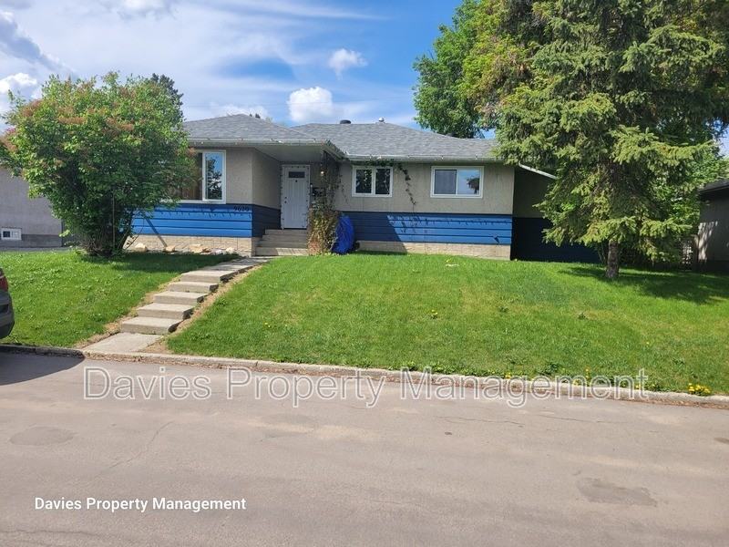 9620 75 St Nw #BS - Photo 3 of 26