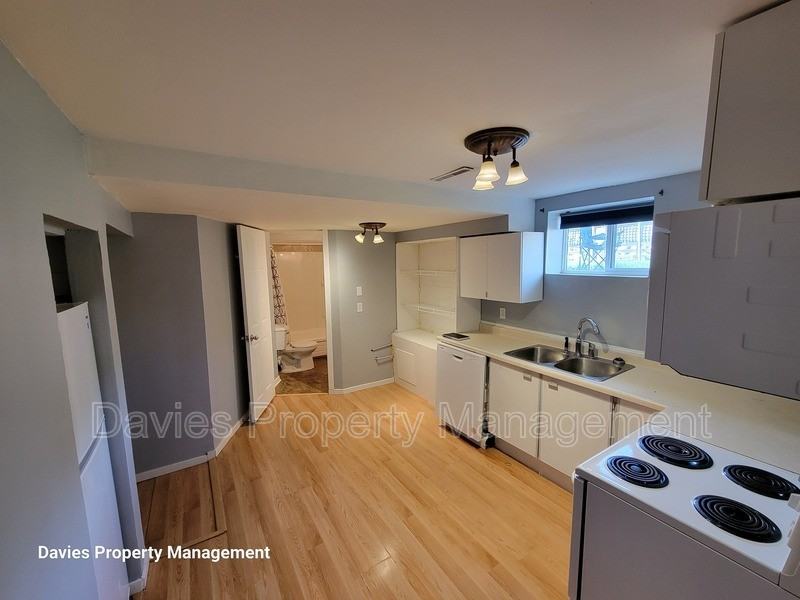 9620 75 St Nw #BS - Photo 4 of 26