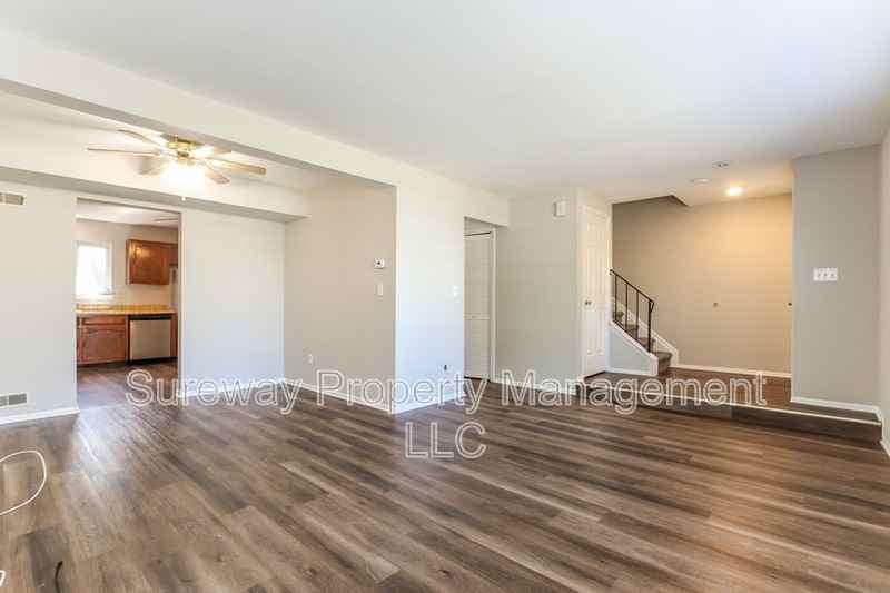 190 Peregrine Dr - Photo 3 of 20