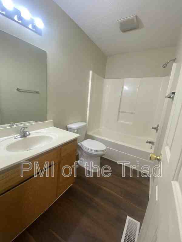309 Swing Dairy Rd - Photo 7 of 9