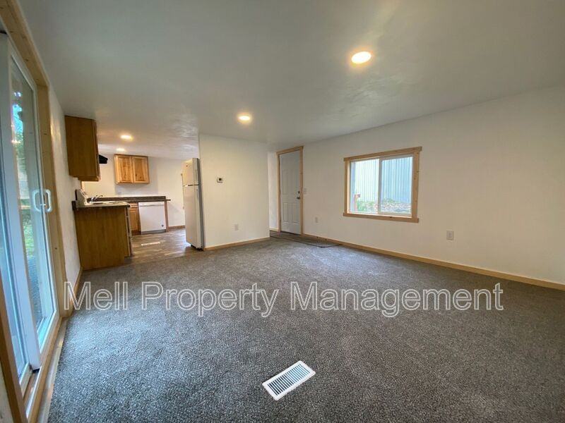 1000 E Pickering Rd - Photo 5 of 12