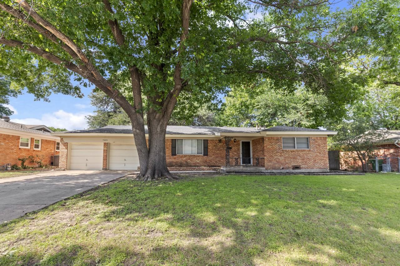 7325 Winnell Way - Photo 2 of 31