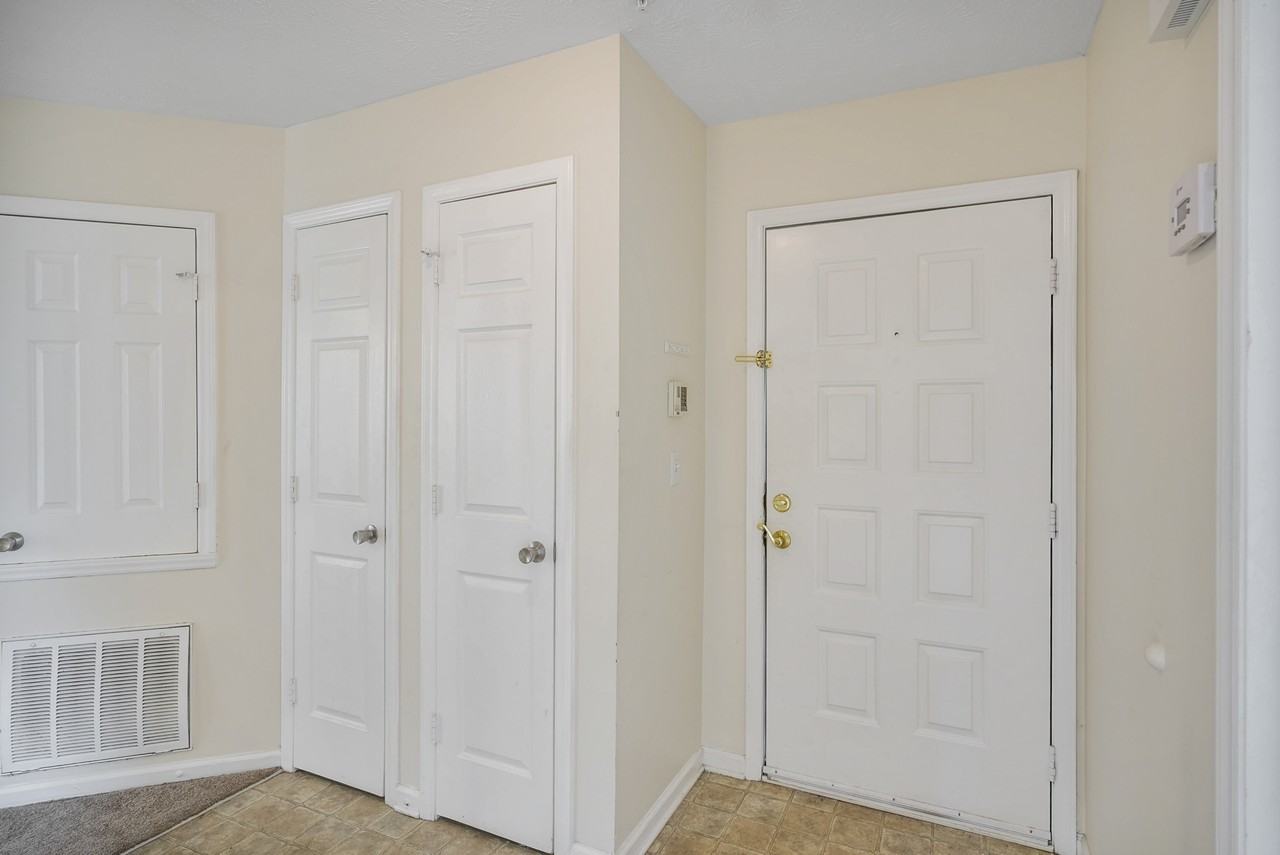 6716 Willowbrook Dr #7 - Photo 6 of 24