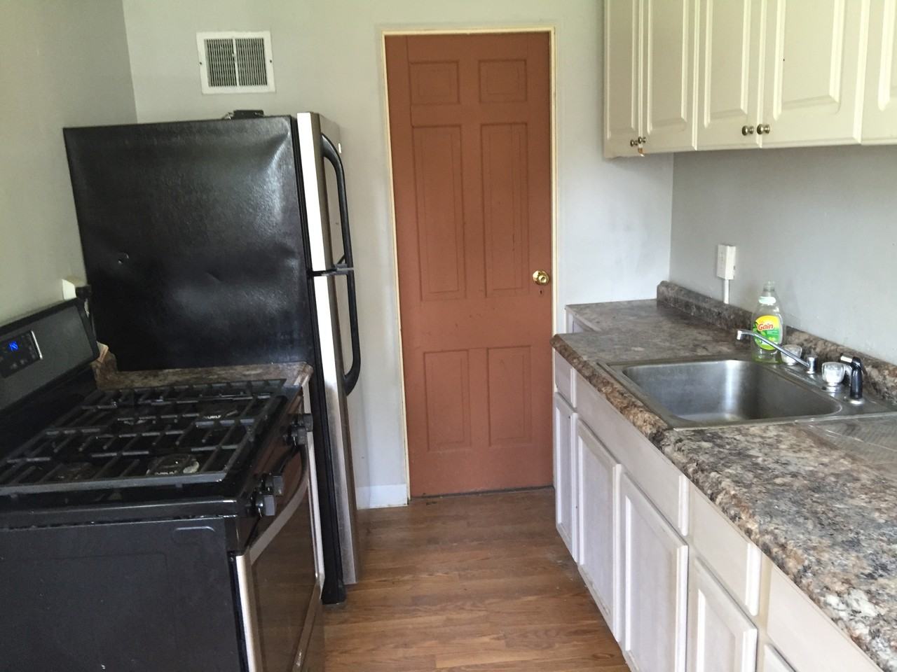 328 E Kellar Ln - Photo 2 of 7