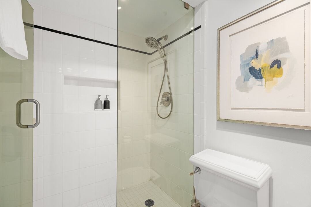 201 Ocean Ave - Photo 2 of 12