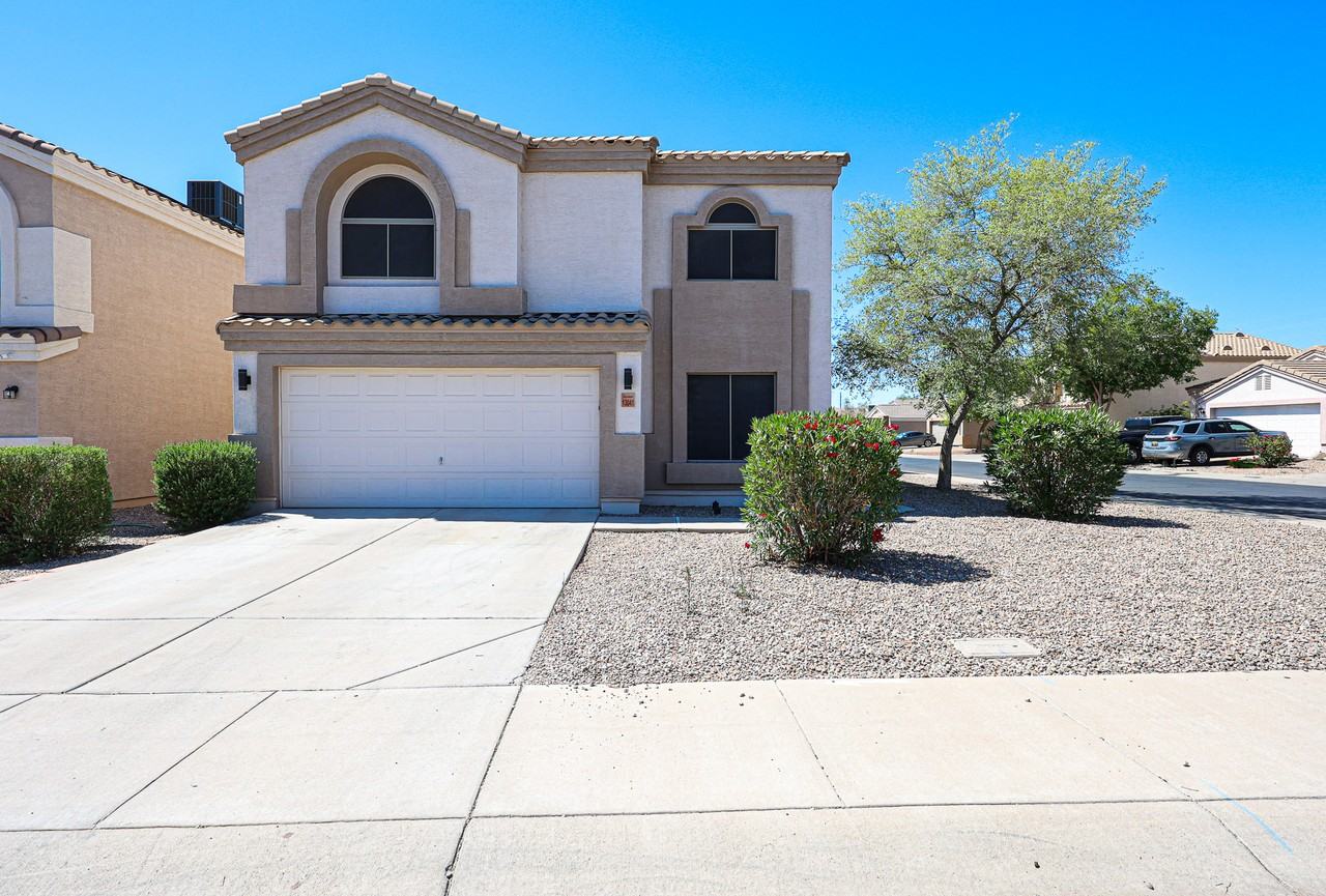 13041 W Mauna Loa Ln - Photo 2 of 34