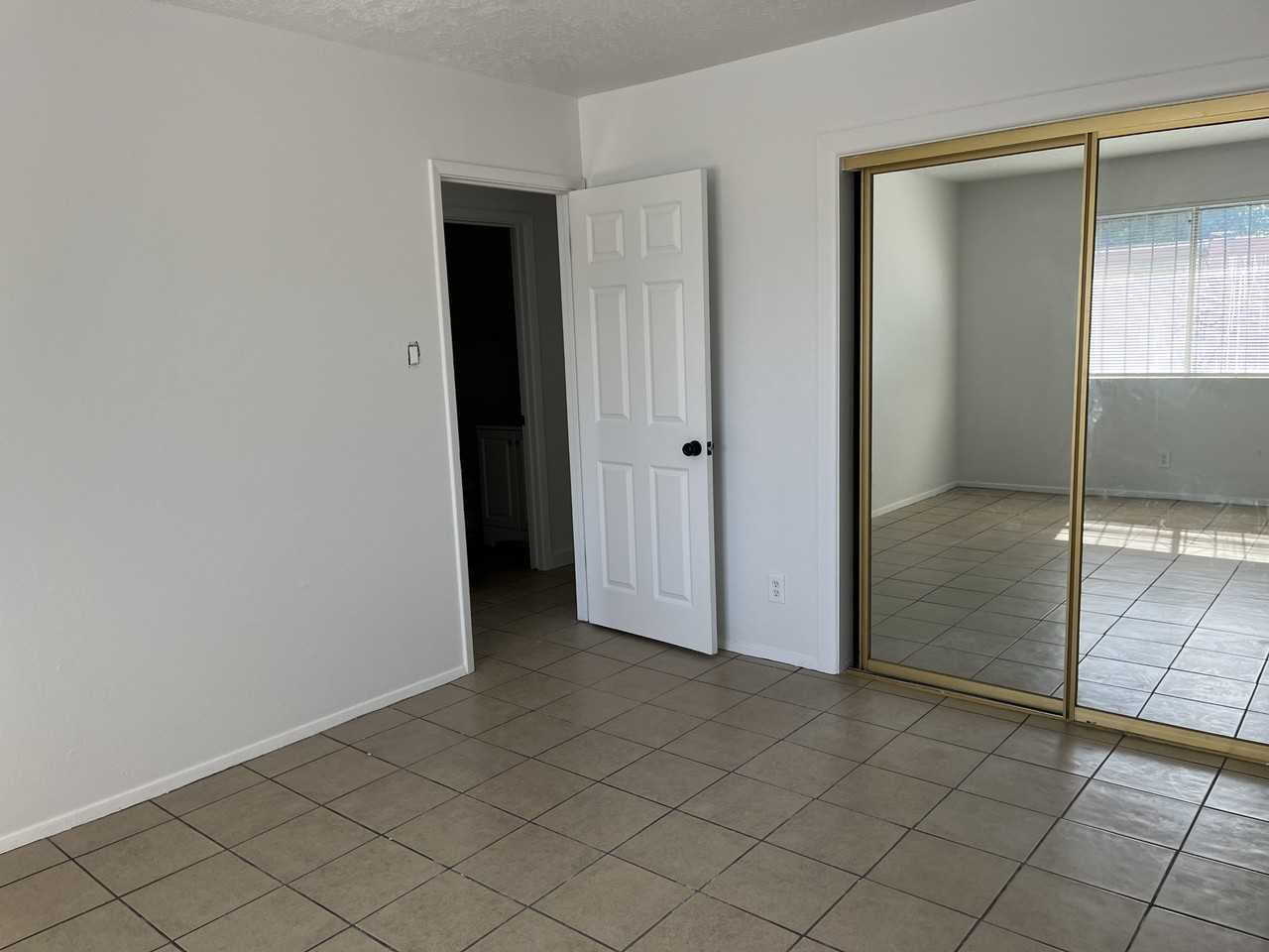 3444 Ross Ave Se - Photo 2 of 34