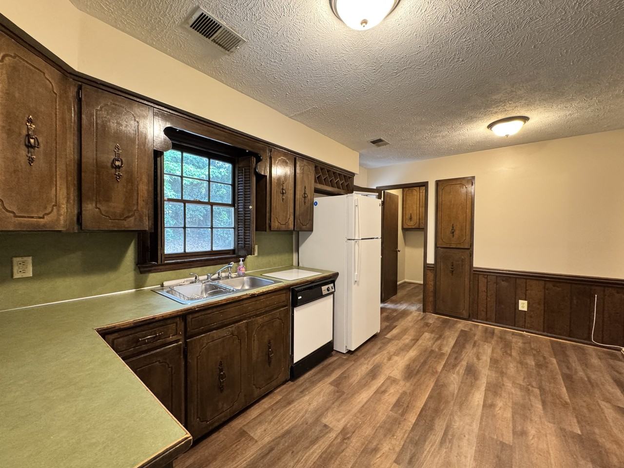 4936 Sterling Ridge Ct - Photo 6 of 22