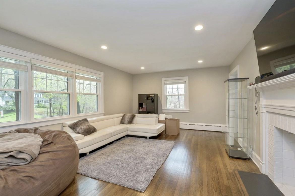 110 Douglas Rd #NA - Photo 3 of 15