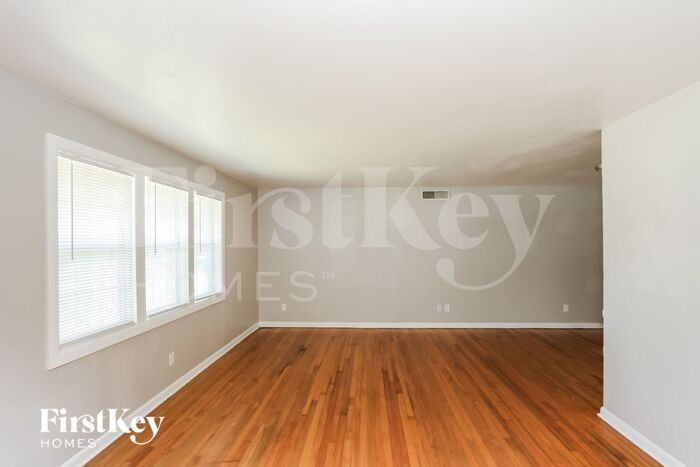 3424 Chaffin Dr - Photo 3 of 6