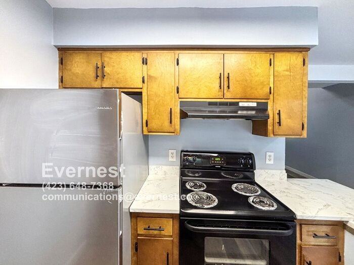 3307 Pinewood Ter - Photo 2 of 24