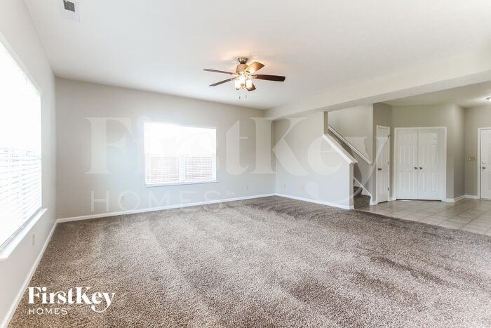 18185 Knobstone Way - Photo 3 of 16