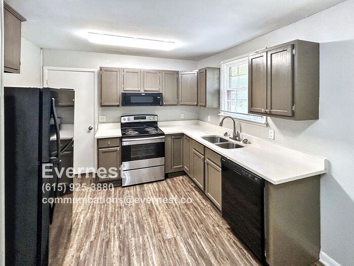 288 Haynes Park Dr - Photo 2 of 23