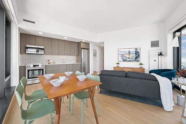 18 6th Ave #5015 - Photo 4 of 20