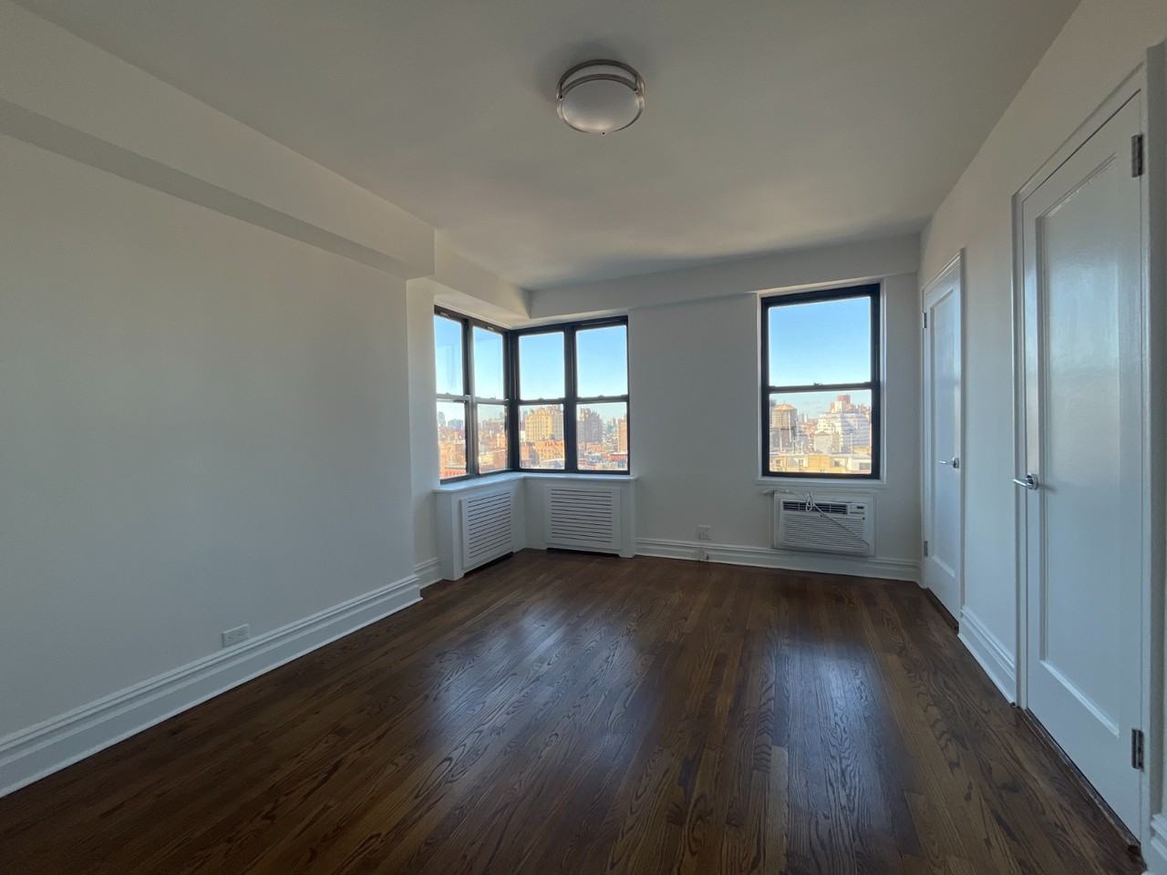 5th Ave #7A - Photo 2 of 4