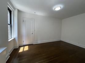 E 46th St #5P - Photo 1 of 1