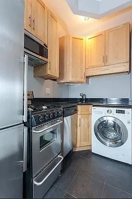 E 32nd St #A - Photo 5 of 6