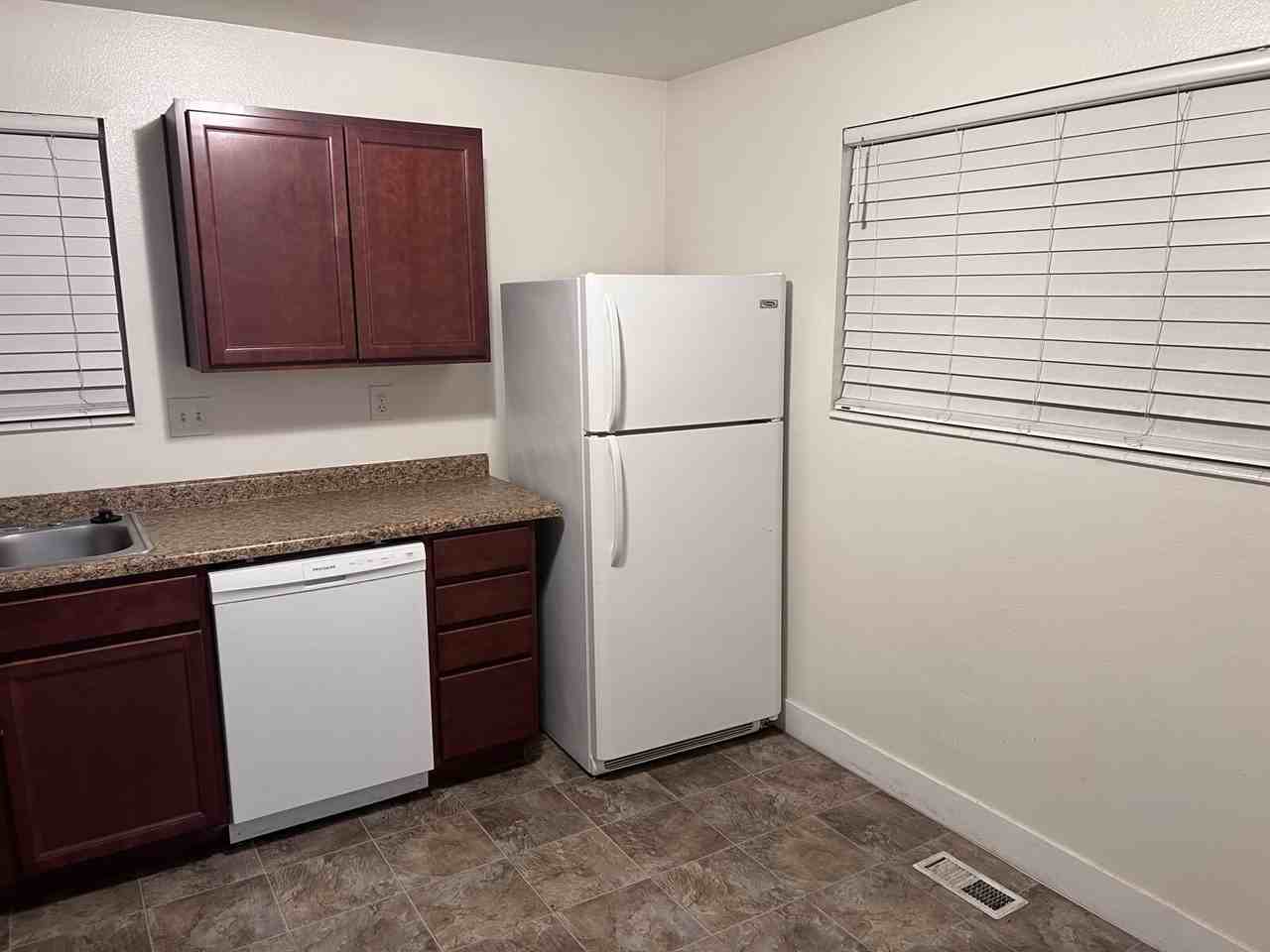 620 North 100 West - Photo 2 of 10