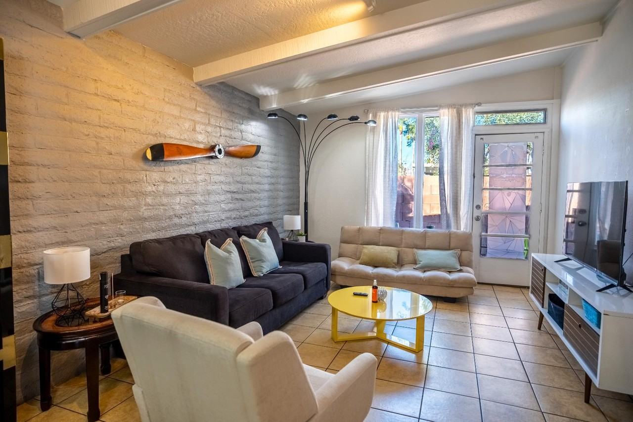 4406 E Hubbell St - Photo 2 of 11