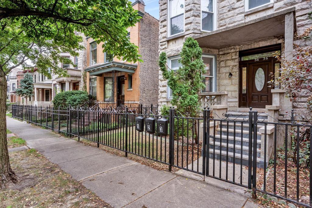 Racine - Photo 6 of 6