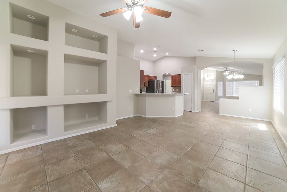 8228 W Behrend Dr - Photo 5 of 16