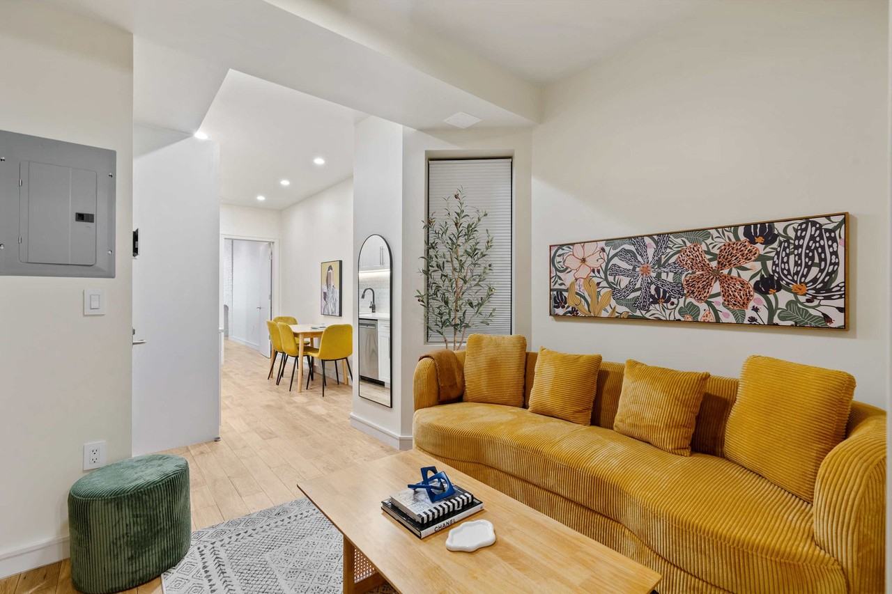 491 2nd Ave #1076305P - Photo 2 of 14