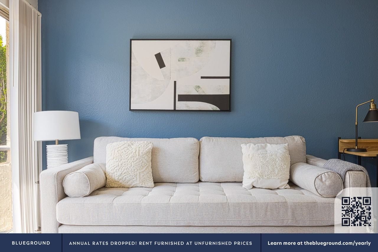 4378 Sepulveda Boulevard - Photo 4 of 33