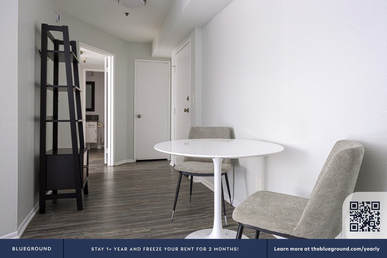 4378 Sepulveda Boulevard - Photo 7 of 33