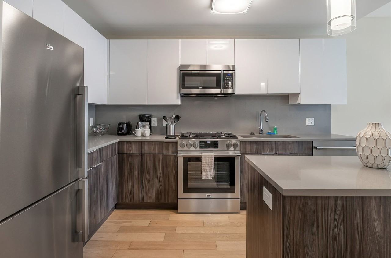 355 Atlantic St #1050368P - Photo 3 of 7