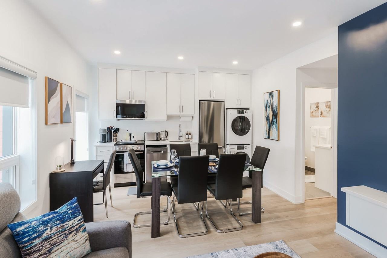 168 Mccaul Street #1066571P - Photo 3 of 21