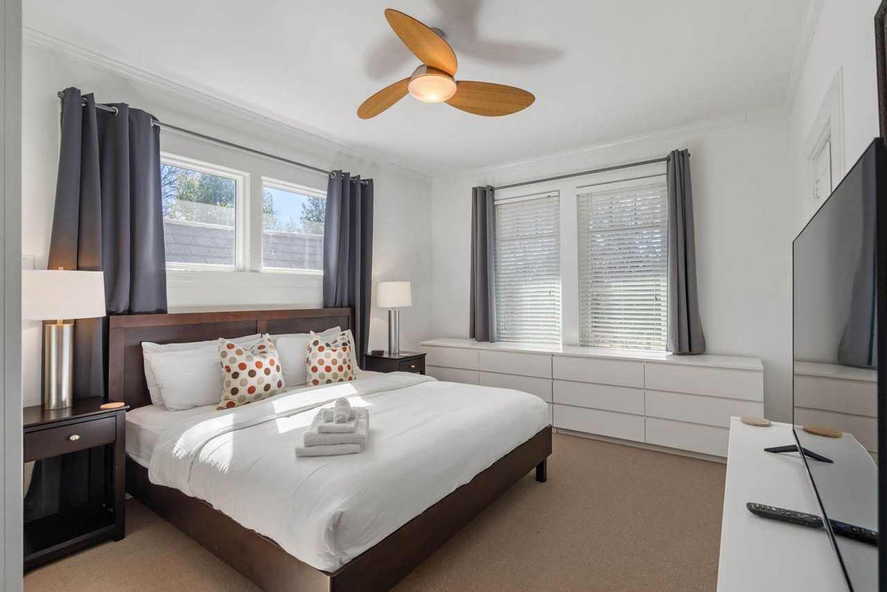 44 25th St Nw #1226659P - Photo 7 of 29