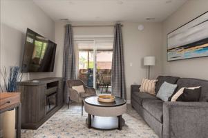 featured image of 1364 Queen St E