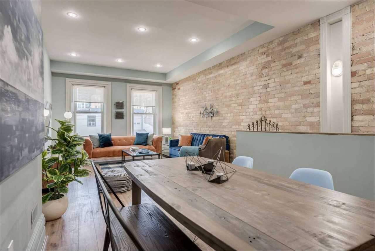 246 Queen St E #1227120P - Photo 6 of 23