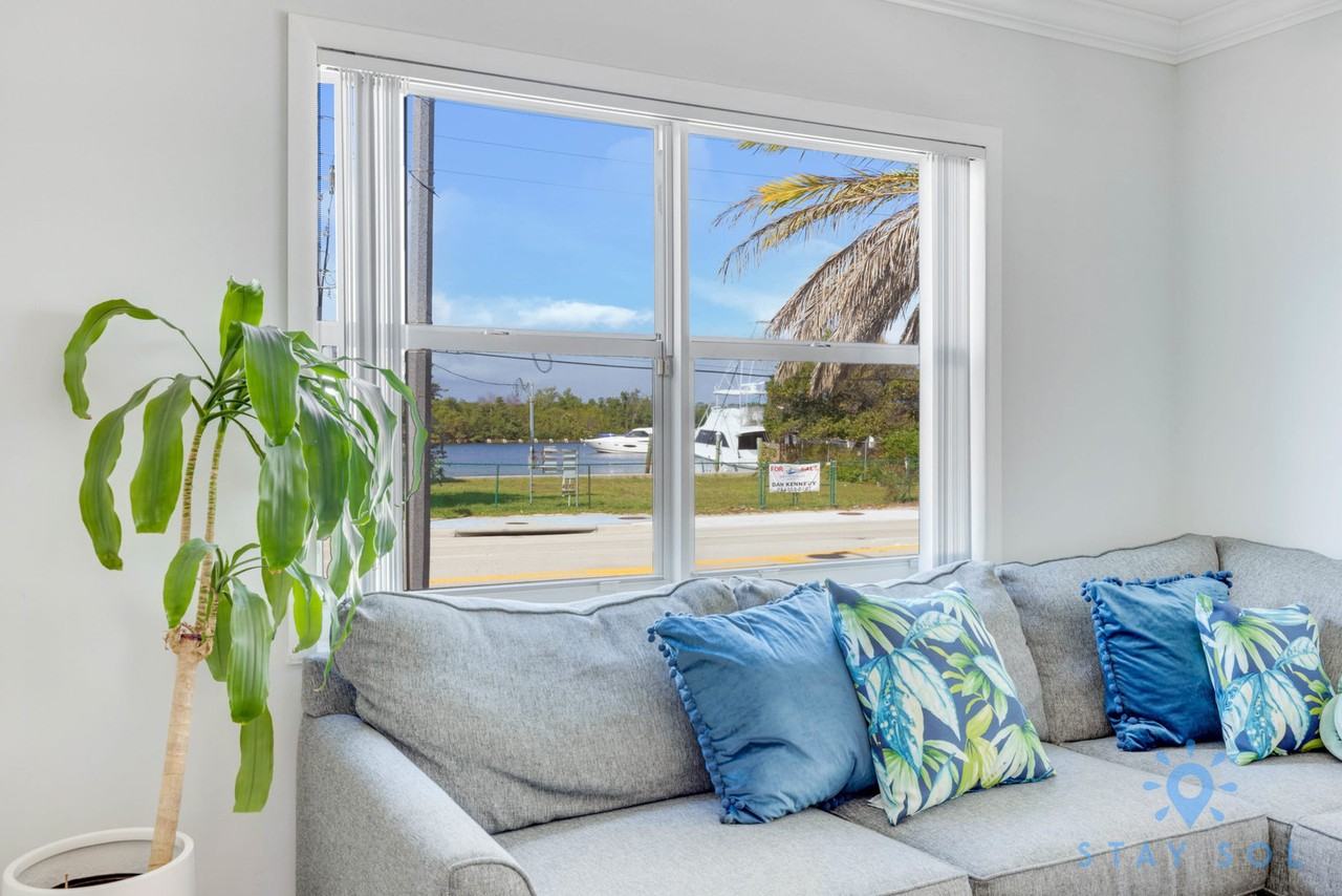 328 Missouri St #1227419P - Photo 4 of 50