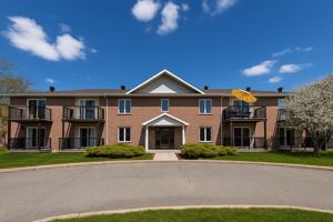 featured image of 469 Church Street #10