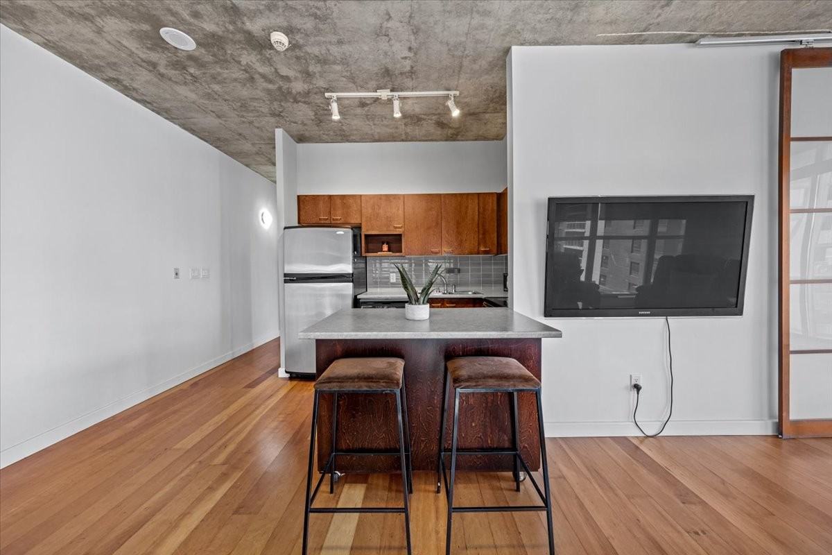 179 George Street #603 - Photo 2 of 27