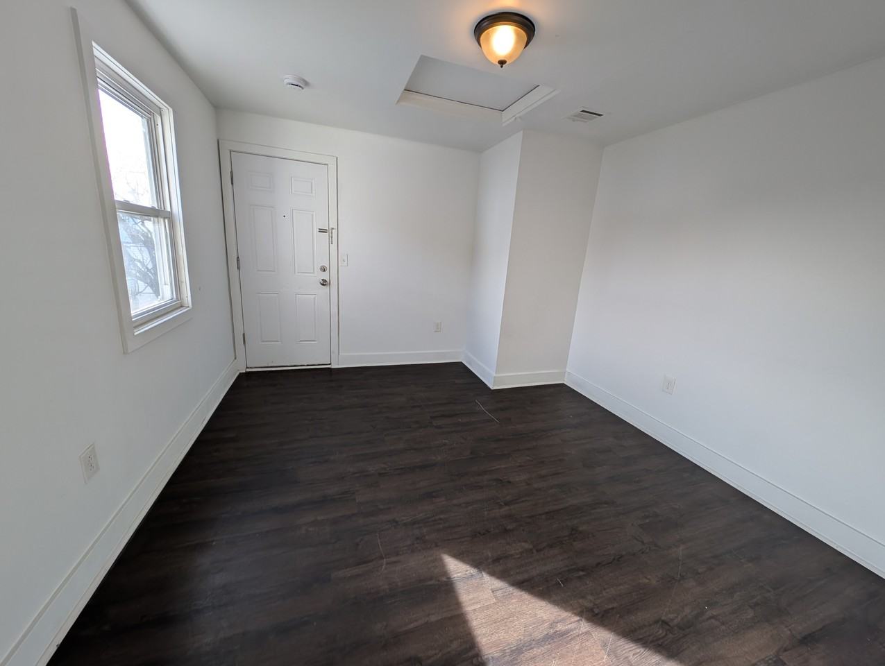 166 N 12th St #3 - Photo 3 of 19