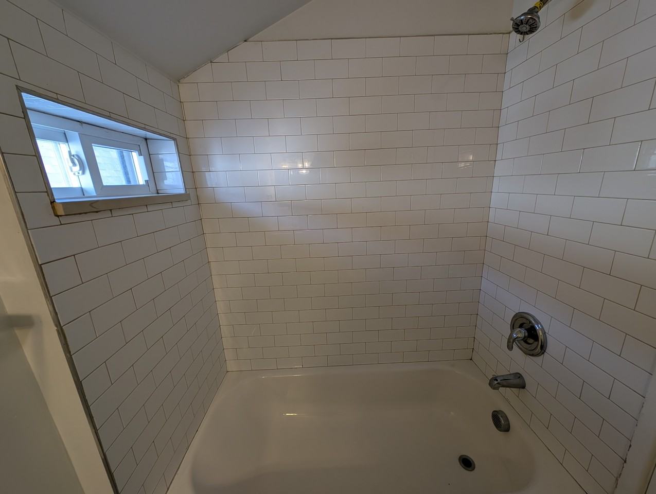 166 N 12th St #3 - Photo 2 of 19