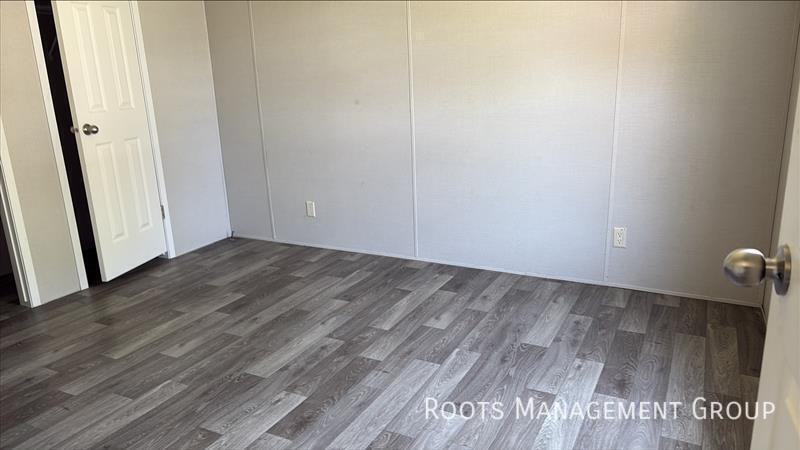 215 Vermillion Est #215 - Photo 6 of 8