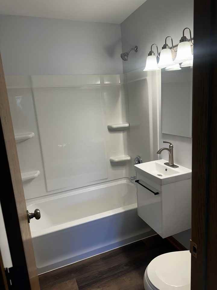 Eveningside Apartments - Photo 5 of 24