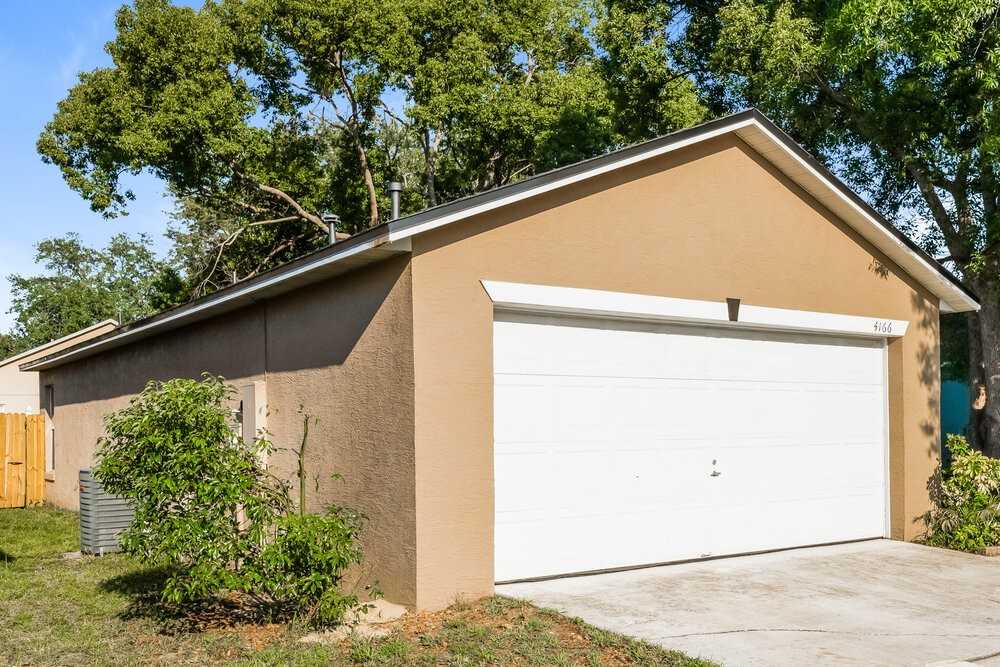 4166 Shadow Creek Cir - Photo 3 of 16