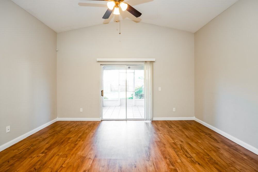 4166 Shadow Creek Cir - Photo 4 of 16