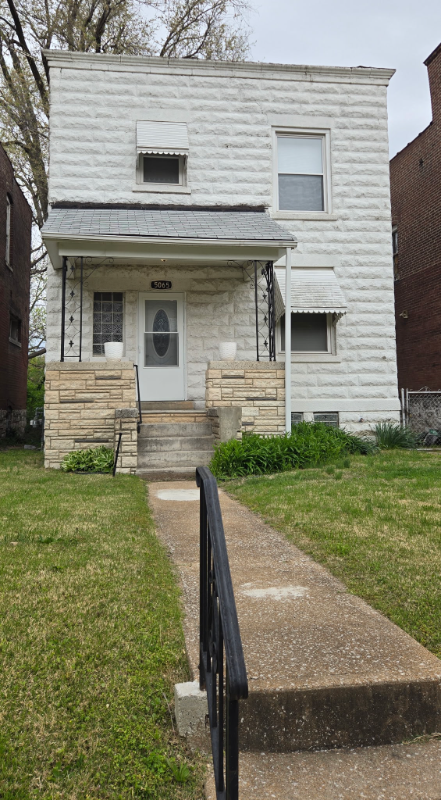 5065 Northland Ave - Photo 2 of 7