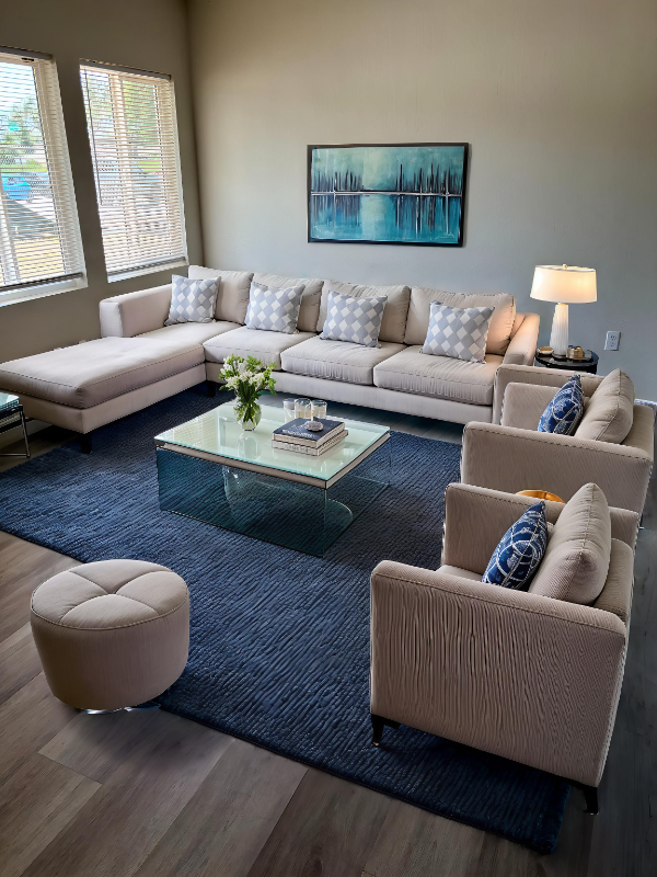 1563 2nd St - Photo 3 of 10