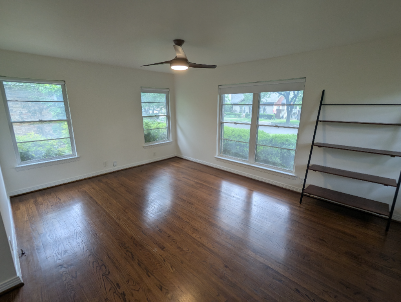 948 N Windomere Ave #948 - Photo 3 of 13