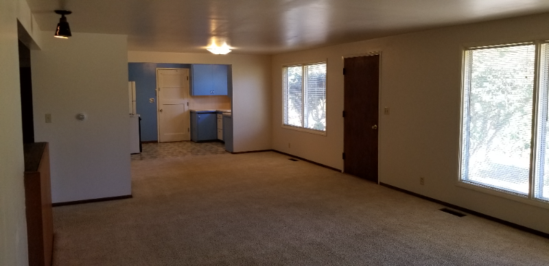 9128 48th Ave S - Photo 3 of 16