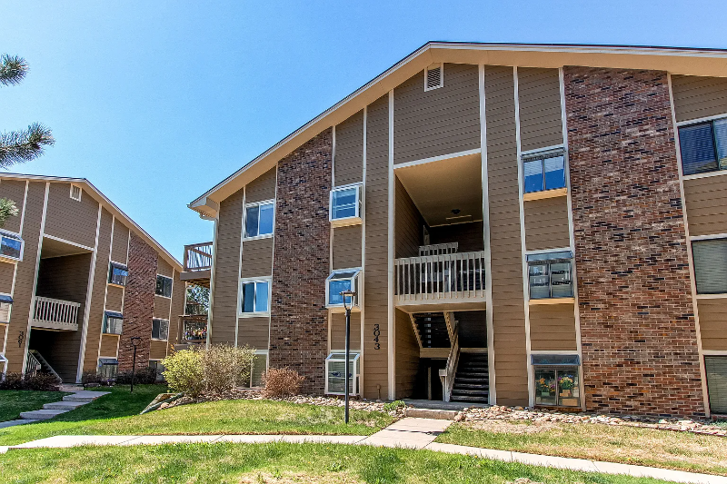 3043 S Ursula Cir #301 - Photo 2 of 20